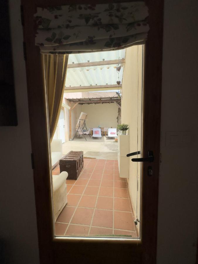 San Isidro Villa Miguelanez Eksteriør billede