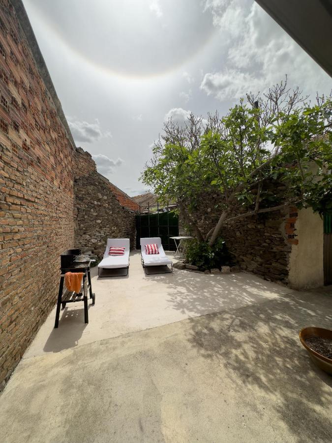 San Isidro Villa Miguelanez Eksteriør billede