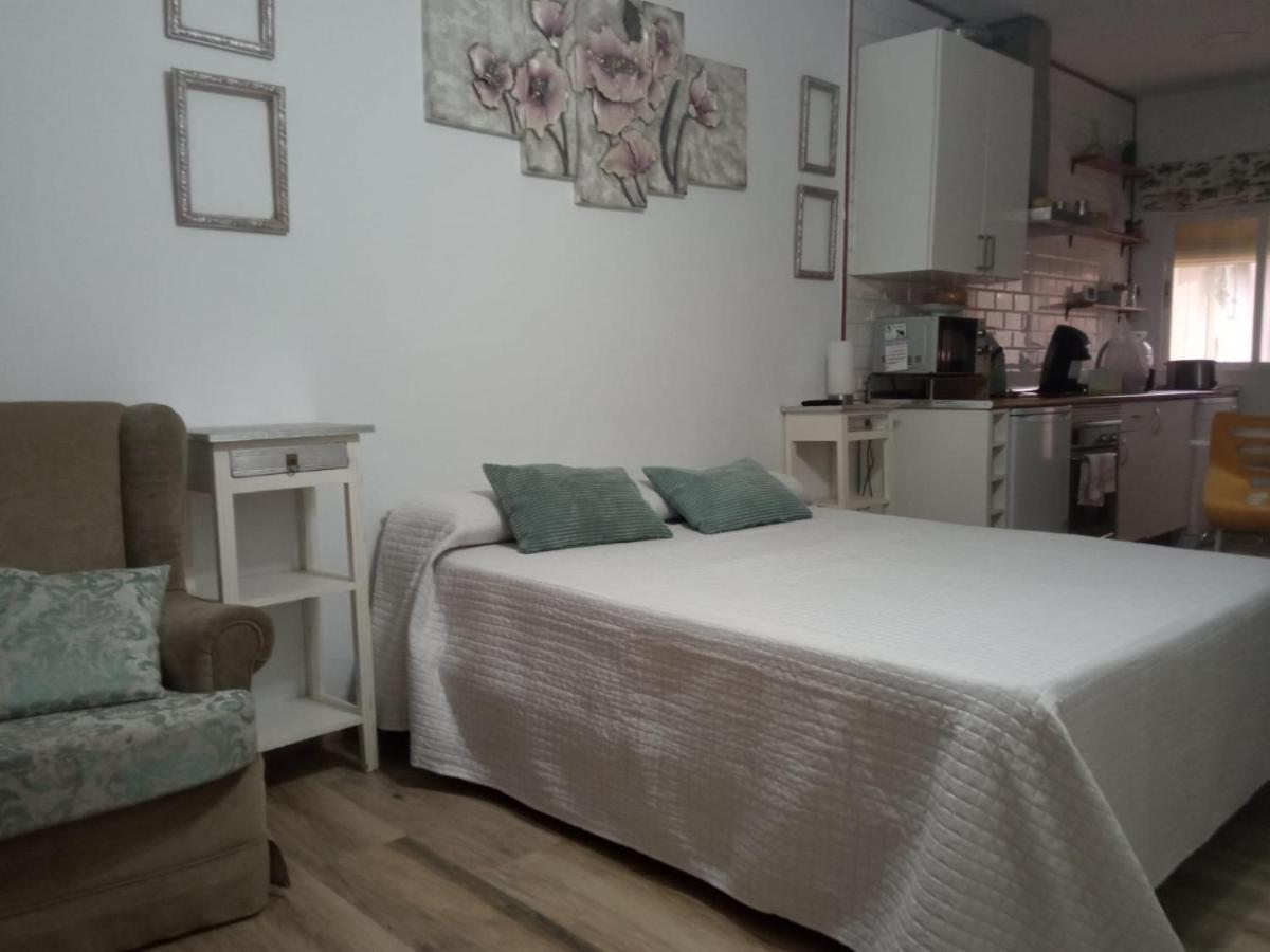 San Isidro Villa Miguelanez Eksteriør billede